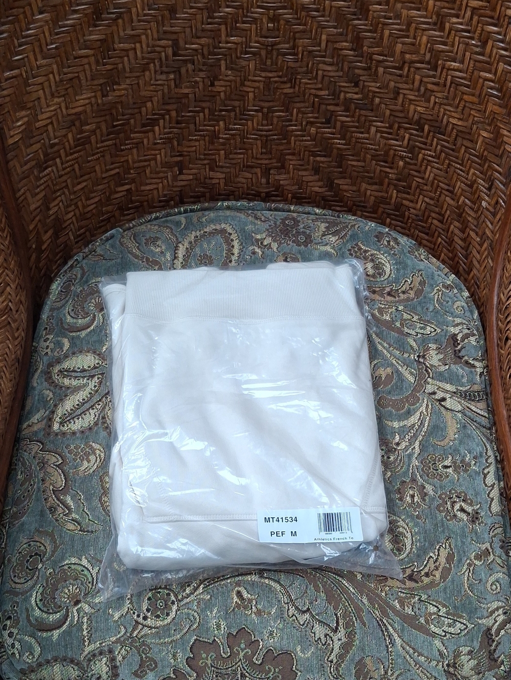 New Balance Men’s Cream Pullover Sweatshirt